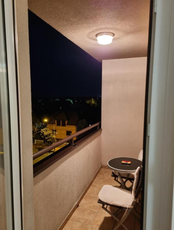 Apartman Moskva Bijeljina Apartamento Exterior foto